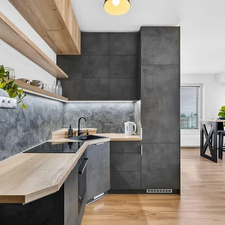 Design & Panoramic View - Ba Apartmán Bratislava
