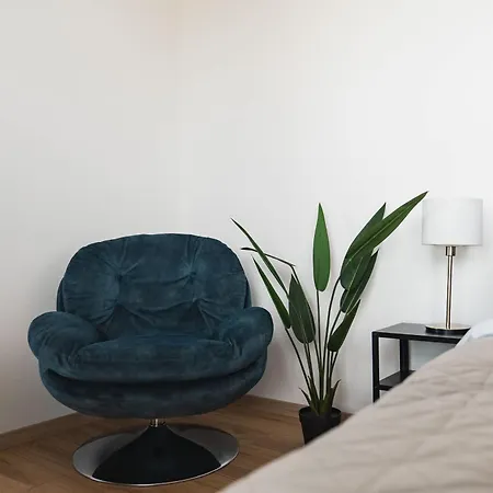 Design & Panoramic View - Ba Apartmán Bratislava